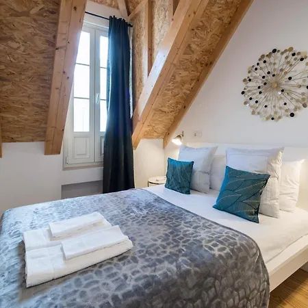 Nomad's Augusta Collection - Comfort